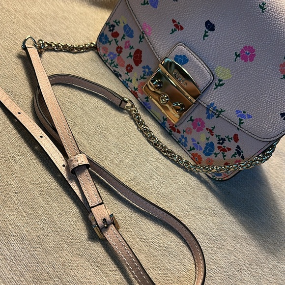 Furla Floral Beige Crossbody Bag - Picture 4 of 16